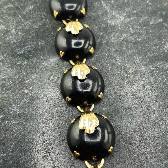 VINTAGE Black plastic and gold toned metal domed disk bracelet 1950s 1960s goth - Picture 7 of 11